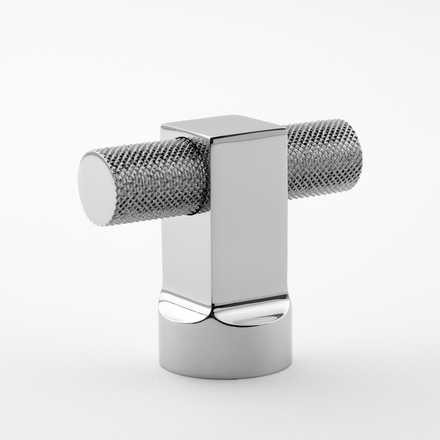 3952 Diamond T Knob 